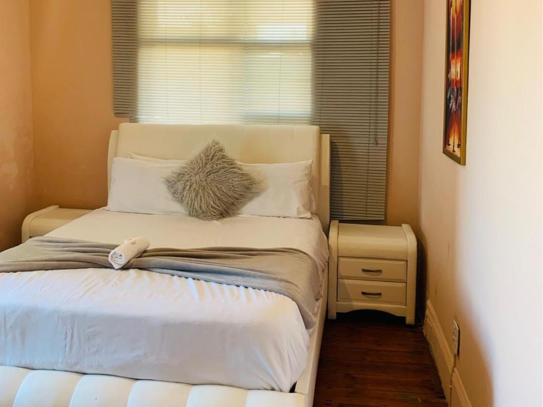 Palm Heaven B&B East London Extérieur photo